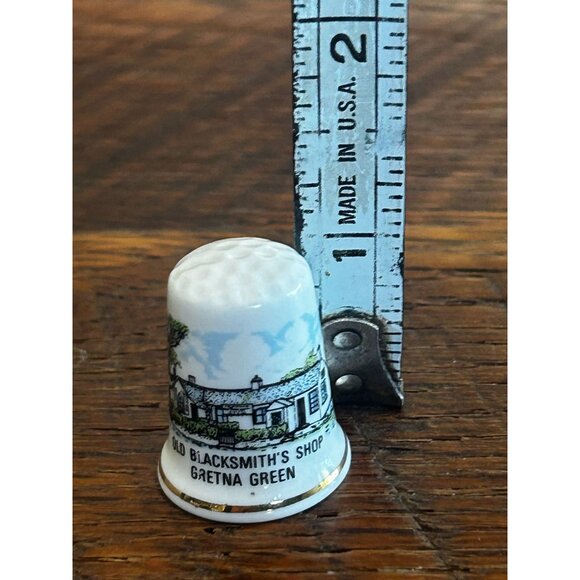 Old Blacksmiths Shop Gretna Green Bone China Thimble British Made Collectible So - Picture 4 of 4
